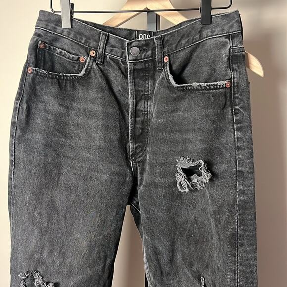 BDG relaxed Straight Distressed Black Jeans Size 28 - Picture 4 of 7